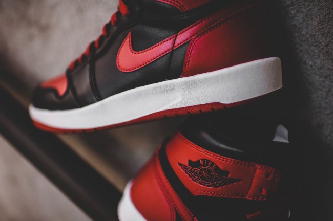 768861-001,AJ1.5,Air Jordan 1. 768861-001AJ1.5 Air Jordan 1.5 The Return “Bred” 美图欣赏
