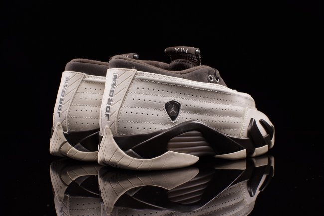 807510-027,AJ14,Air Jordan 14 807510-027AJ14 Air Jordan 14 Low GS “Phantom” 即将发售