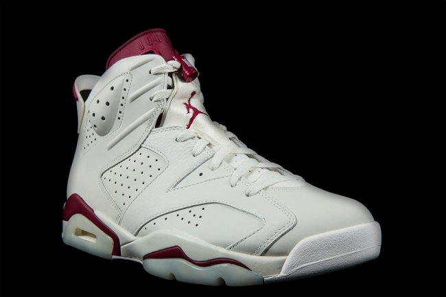 384664-116,AJ6,Air Jordan 6 384664-116AJ6魔力红 Air Jordan 6 “Maroon” 将带来家族全尺码