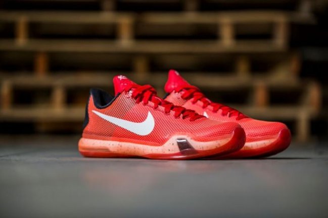 726067-616,Kobe 10 726067-616 熔岩红 Kobe 10 “Majors/Hot Lava” 实物近赏