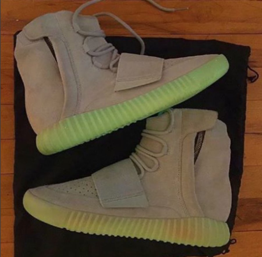 Yeezy 750 Boost,adidas Yeezy 7  疑似夜光鞋底，adidas Yeezy 750 Boost ＂Grey/Gum＂ 新图