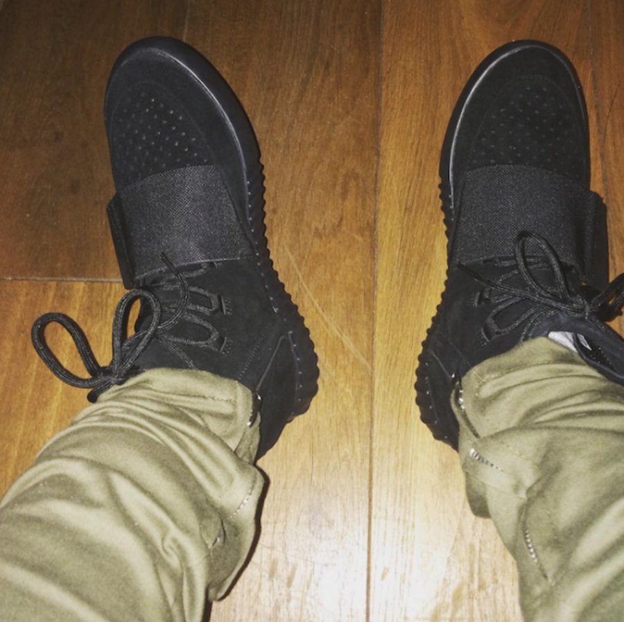 Yeezy 750 Boost,adidas Yeezy 7  官方认证！adidas Yeezy 750 Boost “Black” 上脚实拍