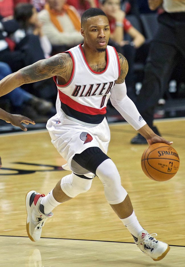 D Lillard 2,adidas  利拉德赛场上脚 adidas D Lillard 2 “Rip City”