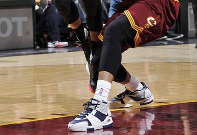 LBJ2,LeBron 2,康宁汉姆 LBJ2 对阵雷霆，康宁汉姆上脚 LeBron 2