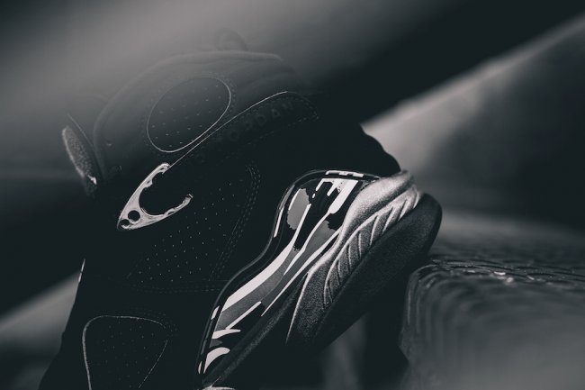305381-003,AJ8,Air Jordan 8 305381-003AJ8黑银 Air Jordan 8 “Chrome” 即将发售