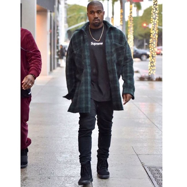 BB1839,Yeezy 750 Boost,Yeezy BB1839中国区发售日期 侃爷亲着上脚全黑 Yeezy 750 Boost 无绑带版