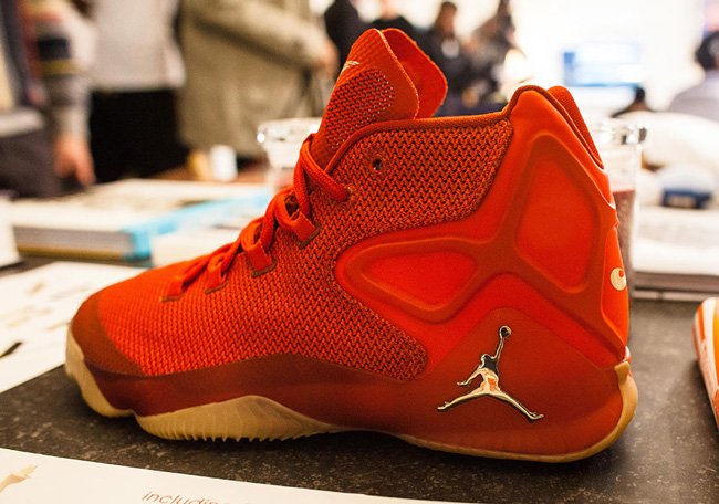Jordan Melo M12  Jordan Melo M12 全红配色曝光