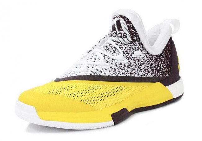 D Rose 6,Crazylight Boost 2.5  adidas Basketball 2016 中国新年套装亮相