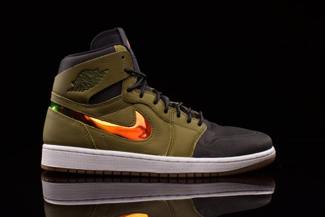 819176-306,AJ1,Air Jordan 1 819176-306AJ1 Air Jordan 1 Nouveau “Militia Green” 实物近赏