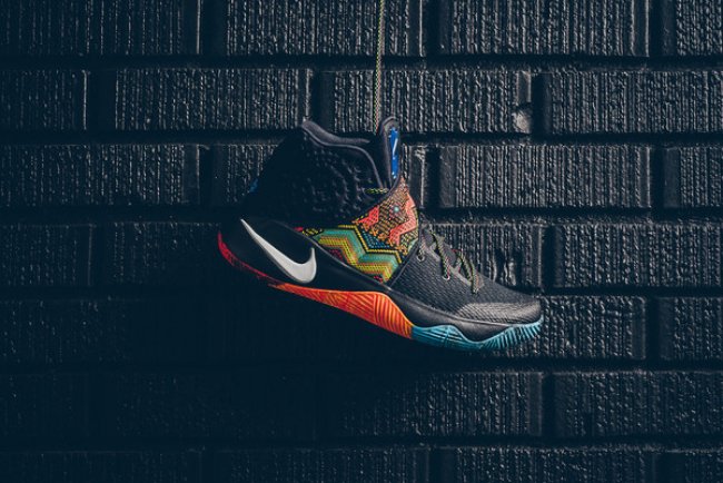 828375-099,Kyrie 2,Nike 828375-099 Kyrie 2 ＂BHM＂ 黑人月实物近赏