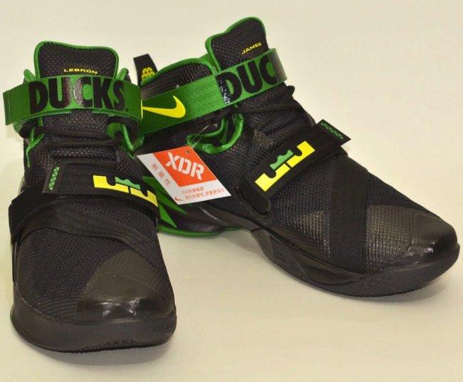 Soldier 9,Oregon Ducks,749491- 749491-073 Nike Zoom LeBron Soldier 9 “Oregon Ducks” 即将市售