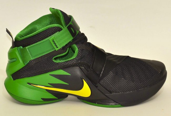 Soldier 9,Oregon Ducks,749491- 749491-073 Nike Zoom LeBron Soldier 9 “Oregon Ducks” 即将市售