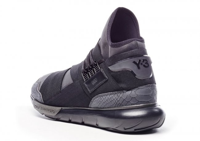 Y-3,Qasa High,Qasa 300  Y-3 Qasa 300 限量登场