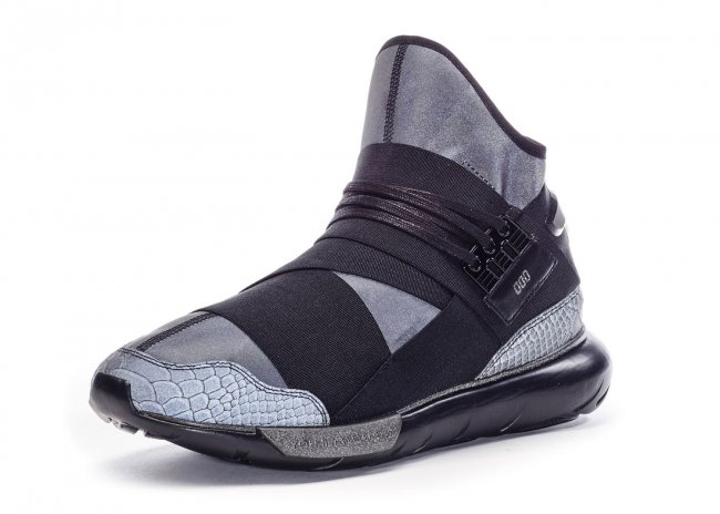 Y-3,Qasa High,Qasa 300  Y-3 Qasa 300 限量登场