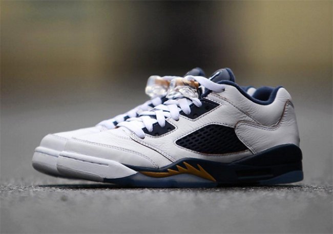 819171-135,AJ5,Air Jordan 5 819171-135AJ5低帮 Air Jordan 5 Low “Dunk From Above” 美图近赏