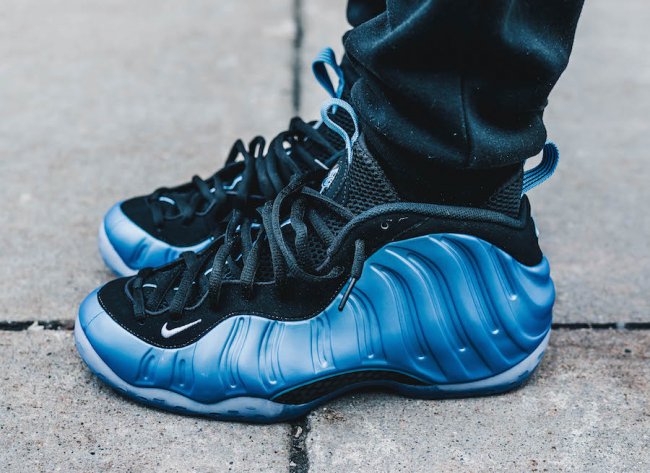 314996-402,Foamposite One,Foam 314996-402北卡喷 Nike Air Foamposite One “University Blue” 上脚近赏