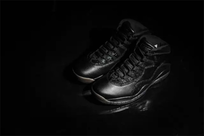 819955-030,AJ10,Air Jordan 10 819955-030AJ10 Air Jordan 10 OVO “Black” 中国区发售信息