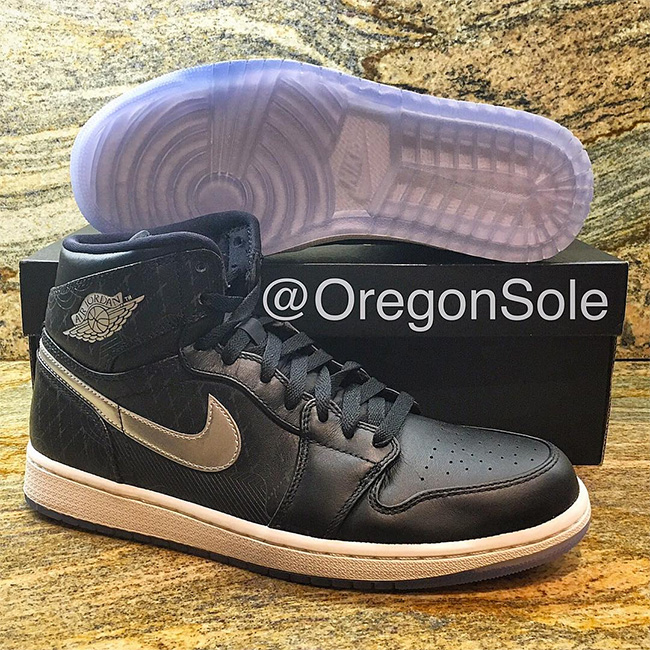 850703-011,AJ1,Air Jordan 1 850703-011AJ1 Air Jordan 1 Retro High “2016 All-Star” 全明星配色亮相
