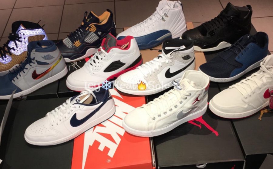 705329-106,AJ1,Air Jordan 1 705329-106AJ1 Air Jordan 1 Low OG 白/午夜蓝亮相
