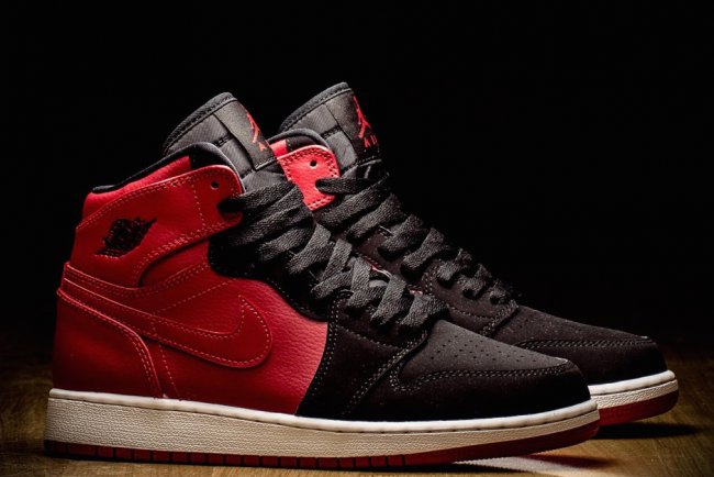 705300-605,AJ1,Air Jordan 1 705300-605AJ1 全新 Bred 黑红配色 Air Jordan 1 High 发售