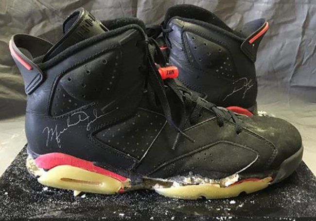 AJ6,Air Jordan 6 AJ6 MJ 在 1991 年总决赛所穿黑红 Air Jordan 6 即将拍卖