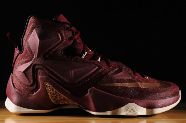 807219-690,LBJ13,LeBron 13 807219-690LBJ13 LeBron 13 “Team Red” 新色发售信息