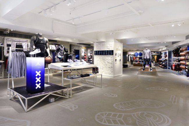 Jordan Brand,Air Jordan  你知道亚洲最大的 Jordan Brand 旗舰店在哪里吗？