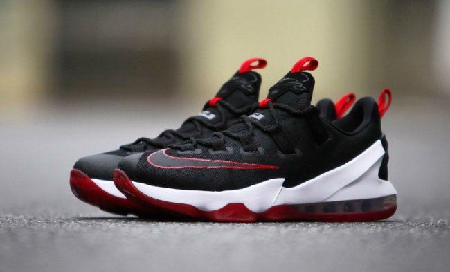 LBJ13,LeBron 13,Low LBJ13低帮 LeBron 13 Low “Bred” 黑红配色近赏