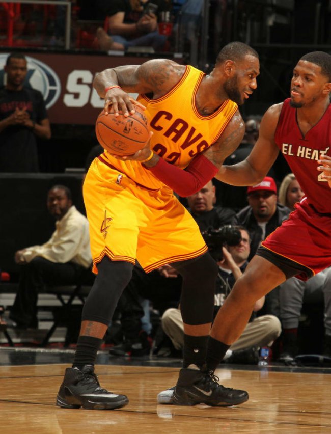 LBJ13,LeBron 13 Elite,LeBron 1 LBJ13精英版发售日期 詹姆斯首次赛场上脚 LeBron 13 Elite