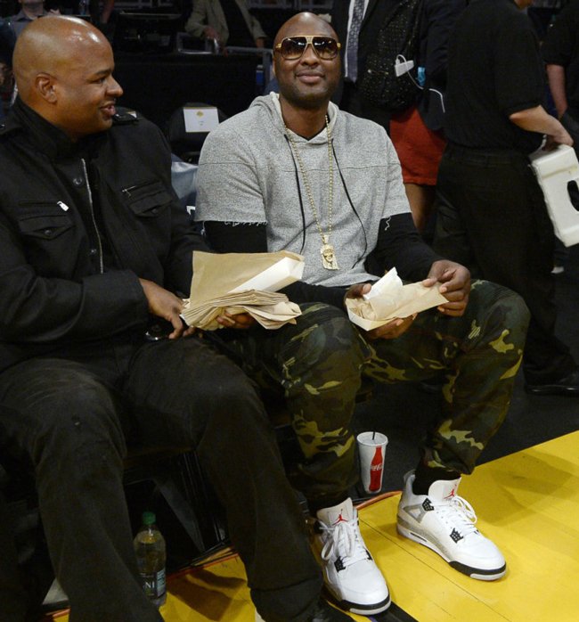 AJ4,Air Jordan 4,AJ4白水泥 AJ4 奥多姆上脚白水泥 Air Jordan 4 “White Cement”