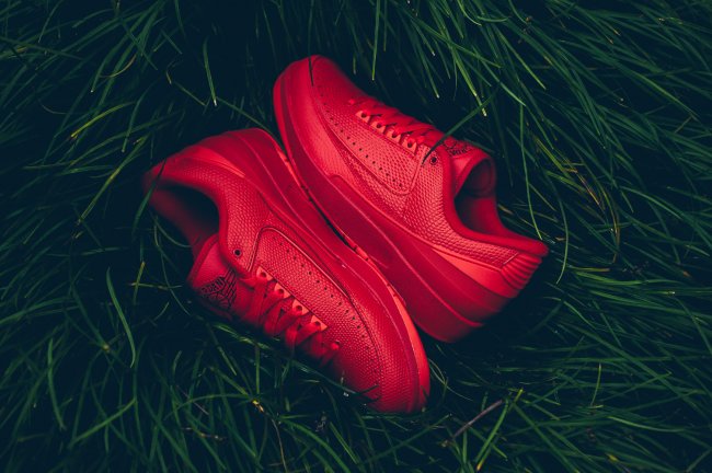832819-606,AJ2,Air Jordan 2 832819-606AJ2 Air Jordan 2 Low “Red” 已经发售