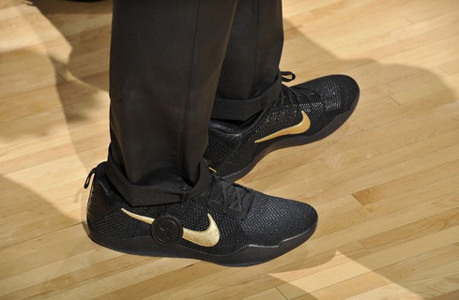 869459-001,FTB,Kobe 11 869459-001 致敬科比，詹姆斯上脚 Kobe 11 Elite Low “FTB” 黑金