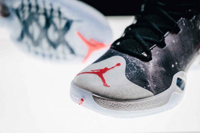AJ30,Air Jordan XXX,XXX AJ30 绚烂银河，Air Jordan XXX “JBC” 双色近赏