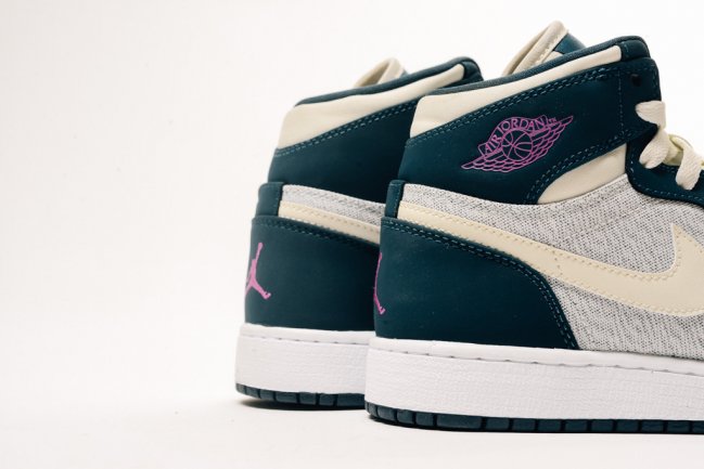AJ1,Air Jordan 1 AJ1 Air Jordan 1 GS Hi Premium “Sail/Navy” 新色登场