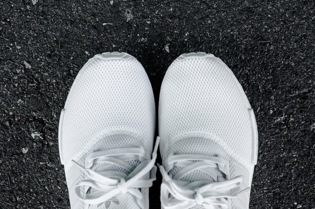 S79166,NMD,adidas S79166 人气精品白鞋！adidas NMD R1 “Triple White” 美图