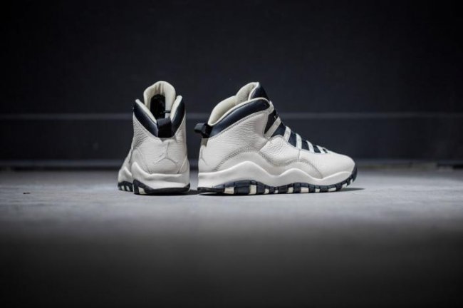 832645-207,AJ10,Air Jordan 10 832645-207AJ10 Air Jordan 10 GS PRM “Pearl” 现已发售