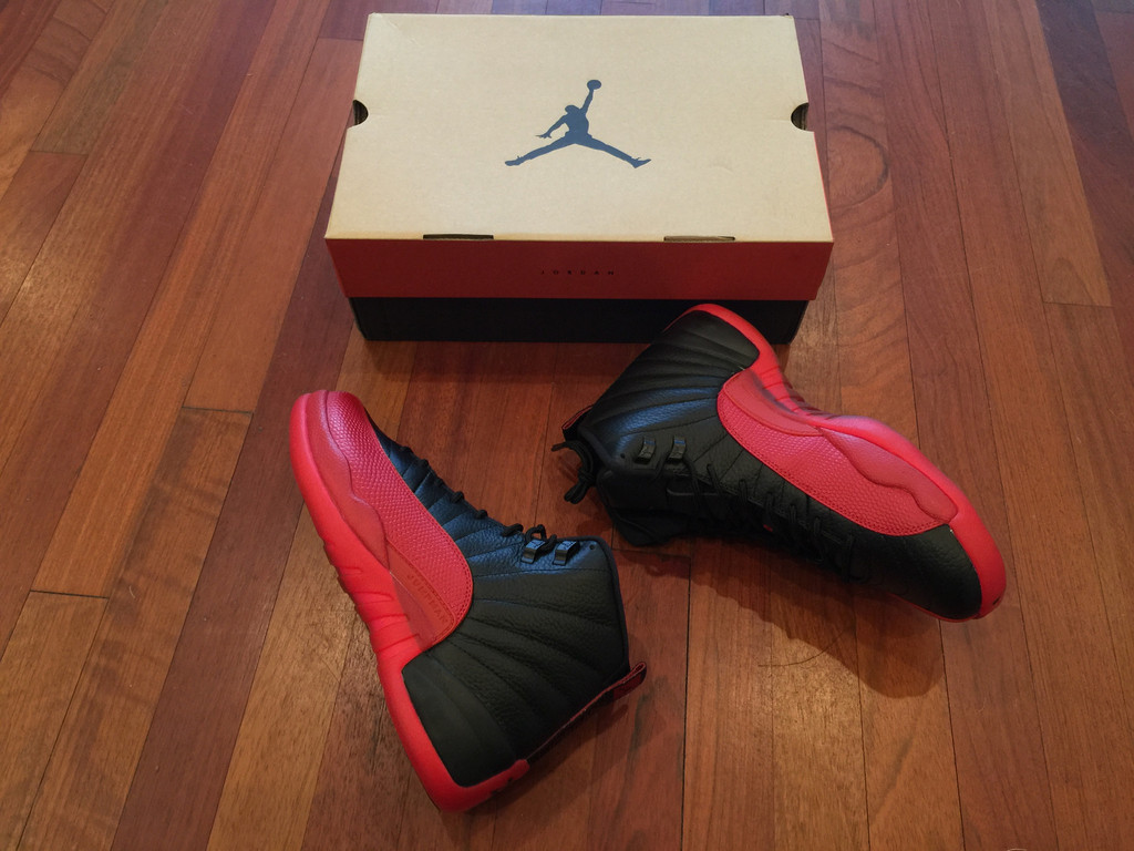 130690-002,AJ12,Air Jordan 12 130690-002AJ12黑红 2016 款 Air Jordan 12 “Bred” 实物开箱