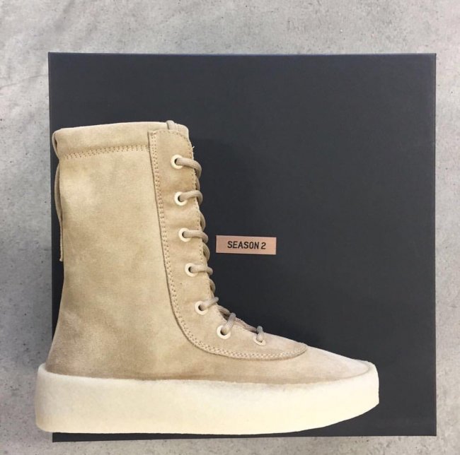 Yeezy Boot  全新的 Yeezy Boot 高帮鞋靴更多图片