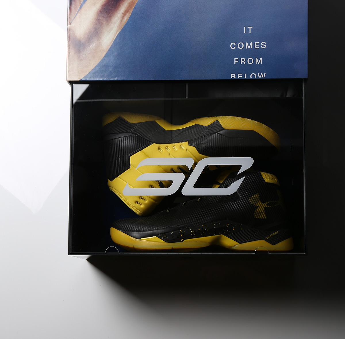 Curry 2.5,Under Armour  黑黄配色 Under Armour Curry 2.5 “Black Taxi” 实物开箱