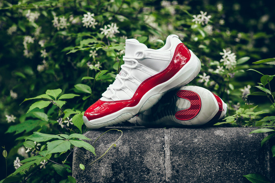 528895-102,AJ11,Air Jordan 11 528895-102AJ11 最佳活力表现！Air Jordan 11 Low “Varsity Red” 美图欣赏