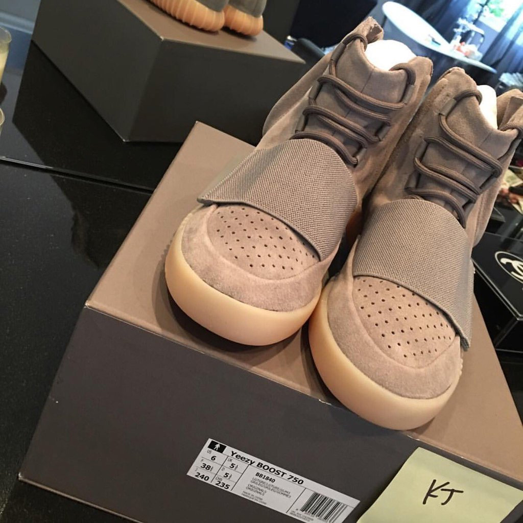 BB1840,Yeezy 750 Boost,adidas BB1840 侃爷岳母网晒即将发售的 Yeezy 750 Boost “Glow in the Dark”