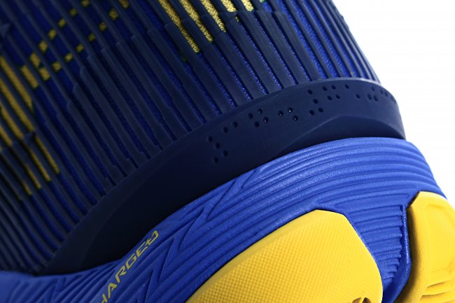 Curry 2.5,Under Armour  勇士客场配色 Under Armour Curry 2.5 即将发售