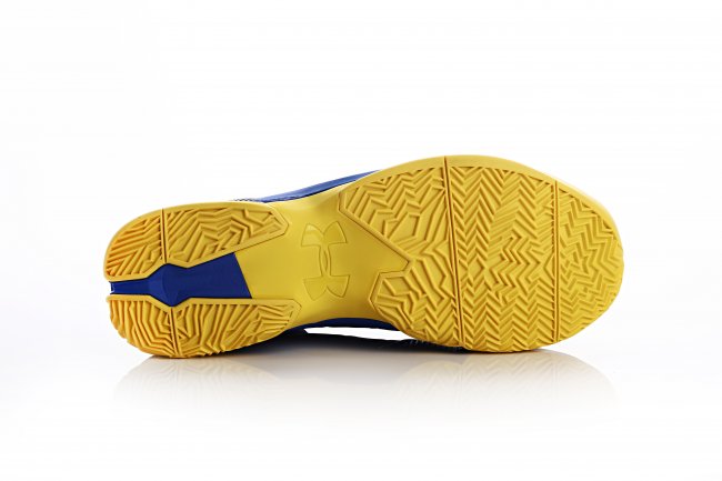Curry 2.5,Under Armour  勇士客场配色 Under Armour Curry 2.5 即将发售