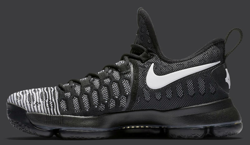 843392-010,KD9,Nike,杜兰特9代 843392-010杜兰特9代 黑白奥利奥 Nike KD 9 “Oreo” 将于 7 月初发售
