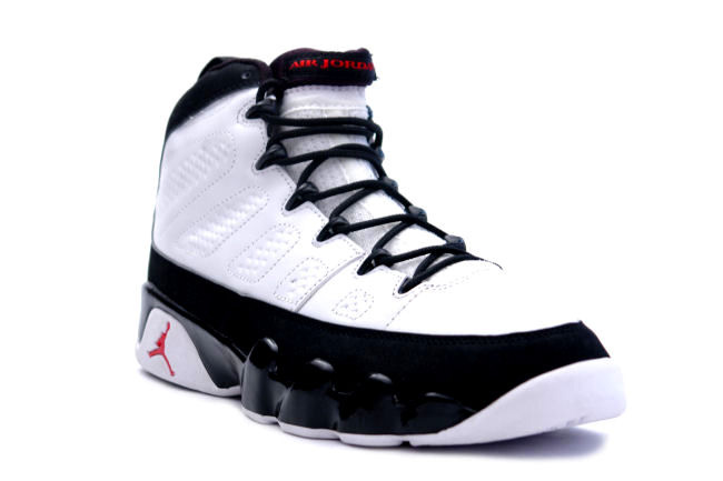 302370-112,AJ9,Air Jordan 9 302370-112AJ9 九代首发配色 Air Jordan 9 “White/Black-Red” 将复刻回归