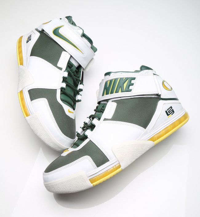 LBJ2,LeBron 2,Nike LBJ2 詹姆斯总冠军游行上脚 Nike LeBron 2 “Oregon” PE