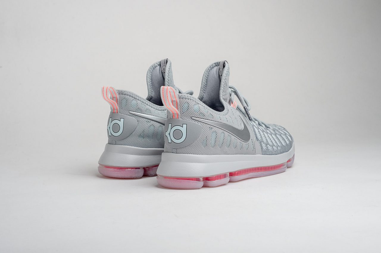 843396-090,KD9 843396-090 杜兰特的完美战靴！KD 9 “Zero” 精致细节展示