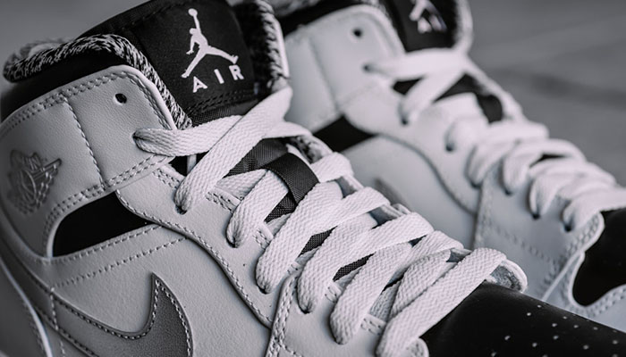 Air Jordan 1 Mid,AJ1,Pure Plat Air Jordan 1 Mid “Pure Platinum” Air Jordan 1 Mid “Pure Platinum” 全新配色赏析