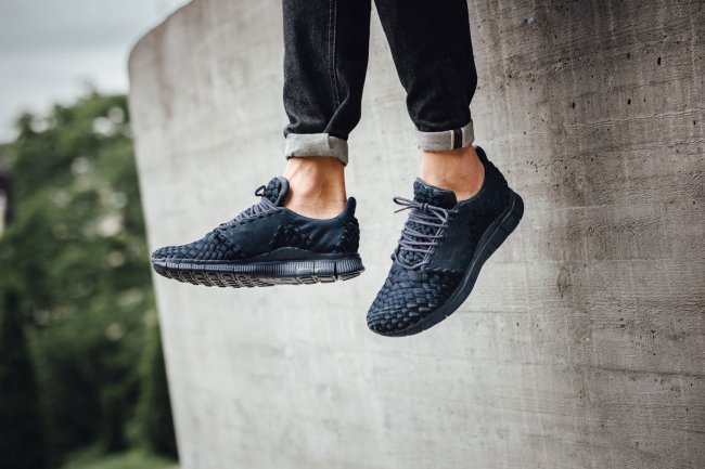 845014-400,Free Inneva Woven 2  845014-400 劲酷黑魂！Nike Free Inneva Woven 2 “Obsidian” 新色登场