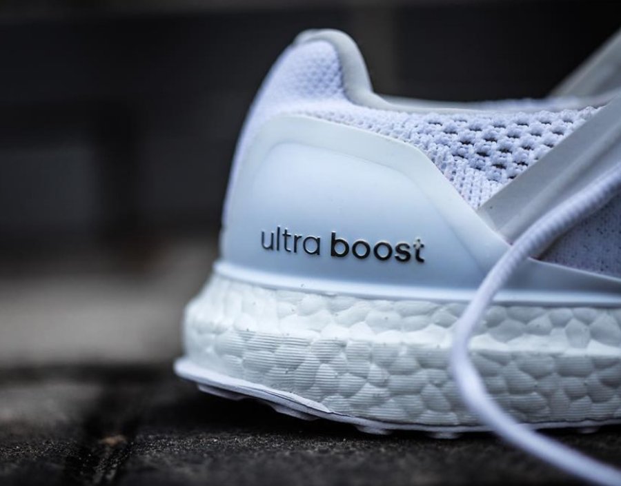 adidas，stella McCartney  又见小白鞋！Stella McCartney x adidas Ultra Boost “Triple White”